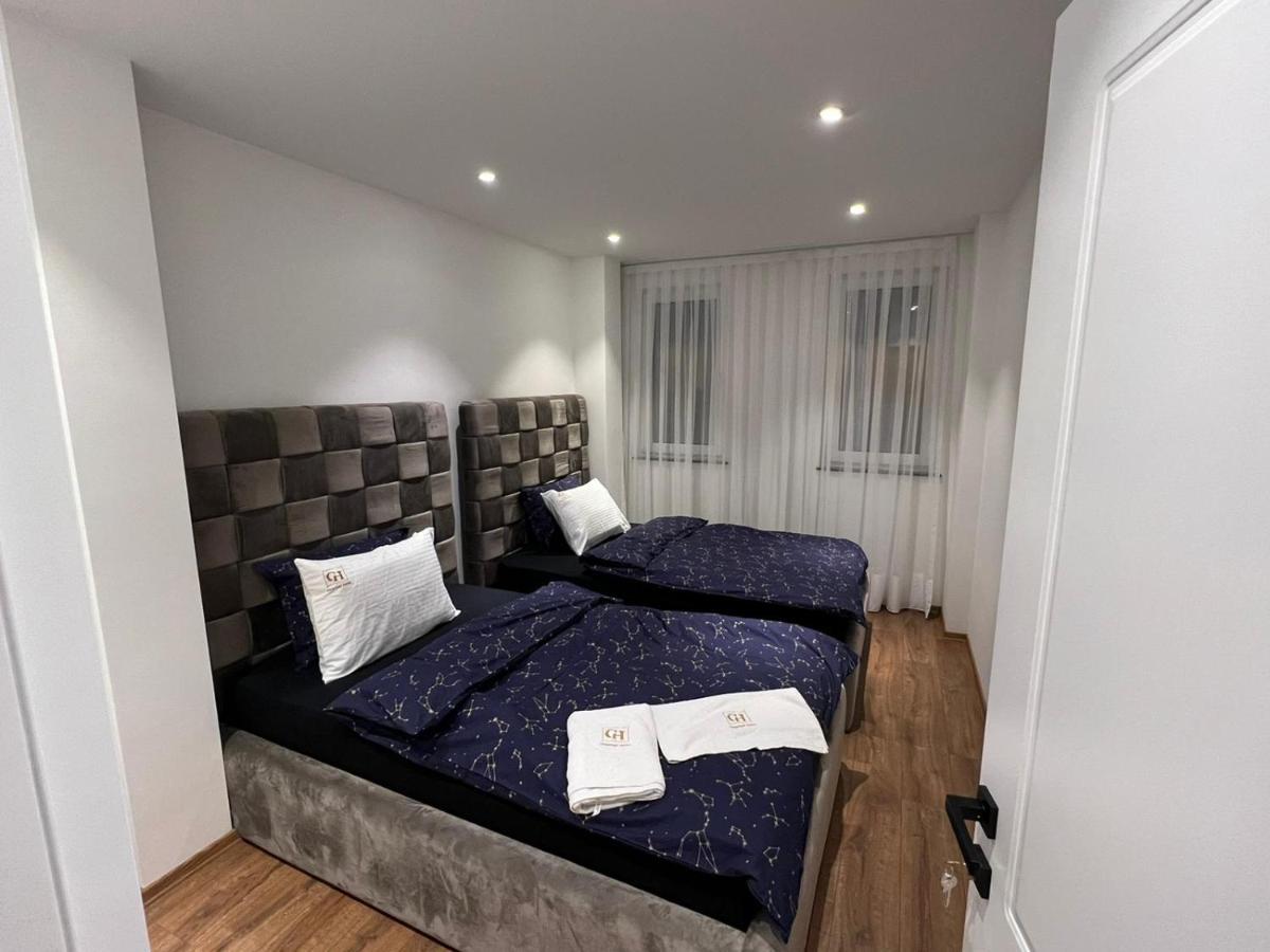 Comfort Hotel Struga Esterno foto