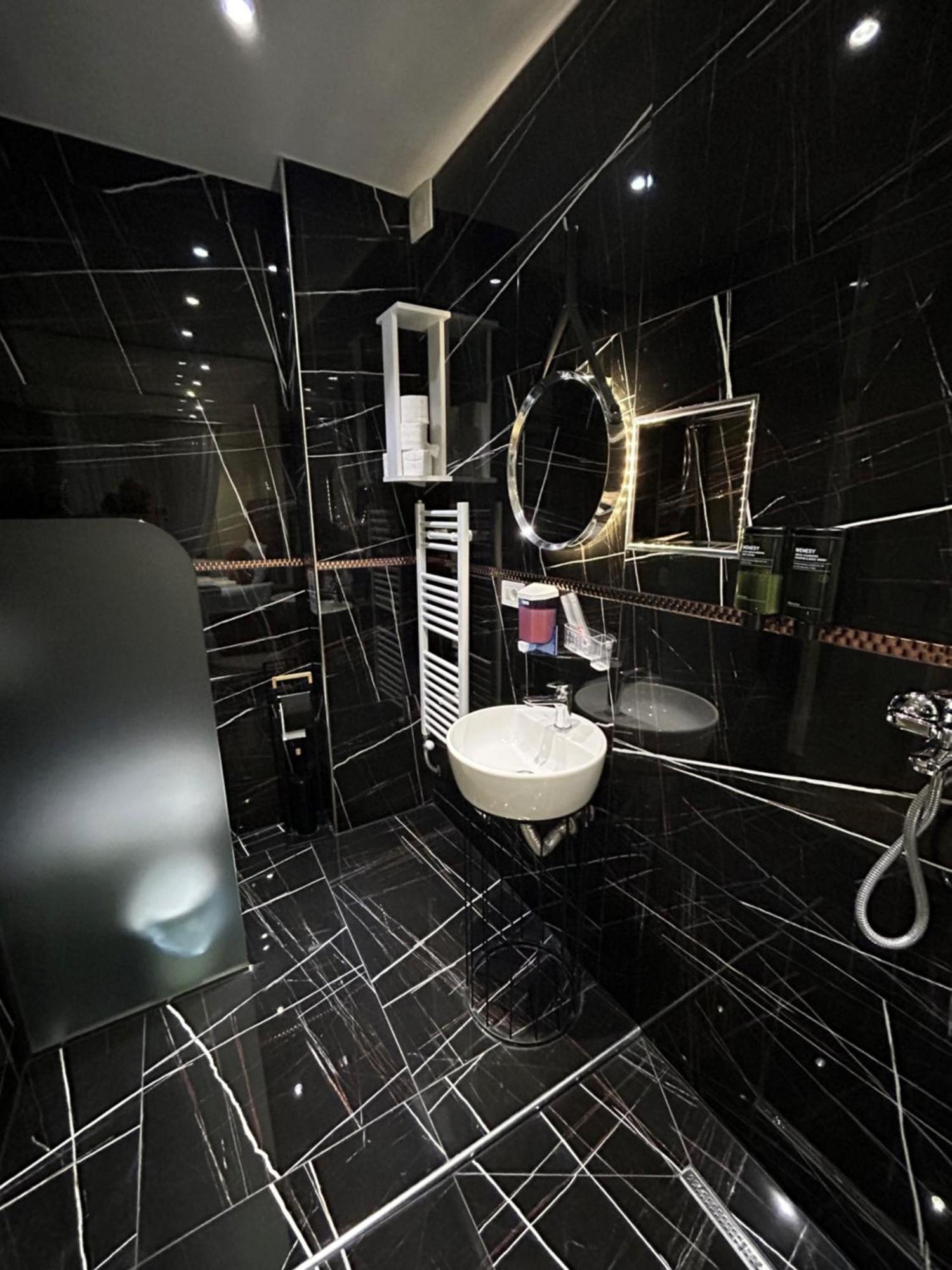 Comfort Hotel Struga Esterno foto