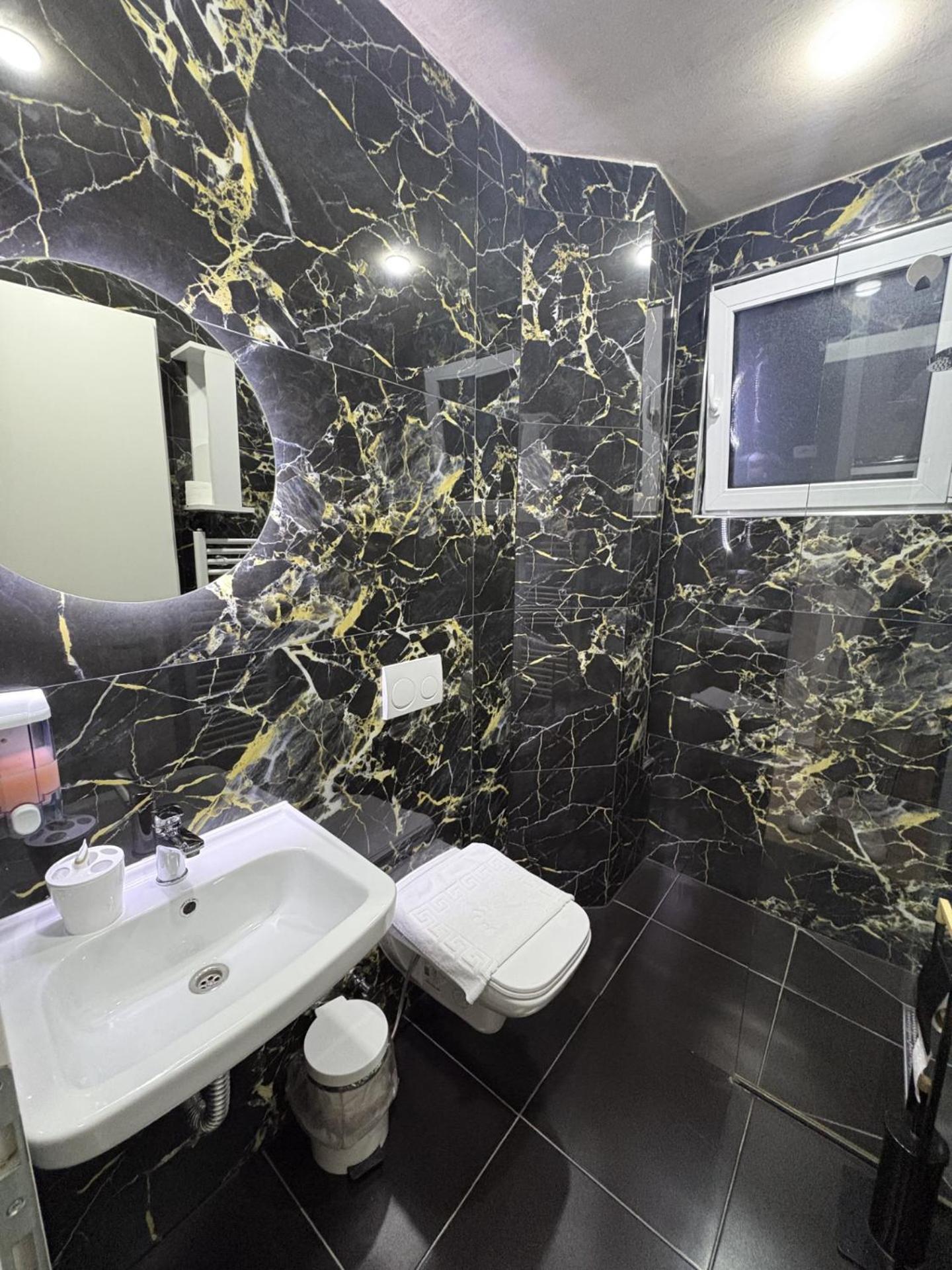 Comfort Hotel Struga Esterno foto