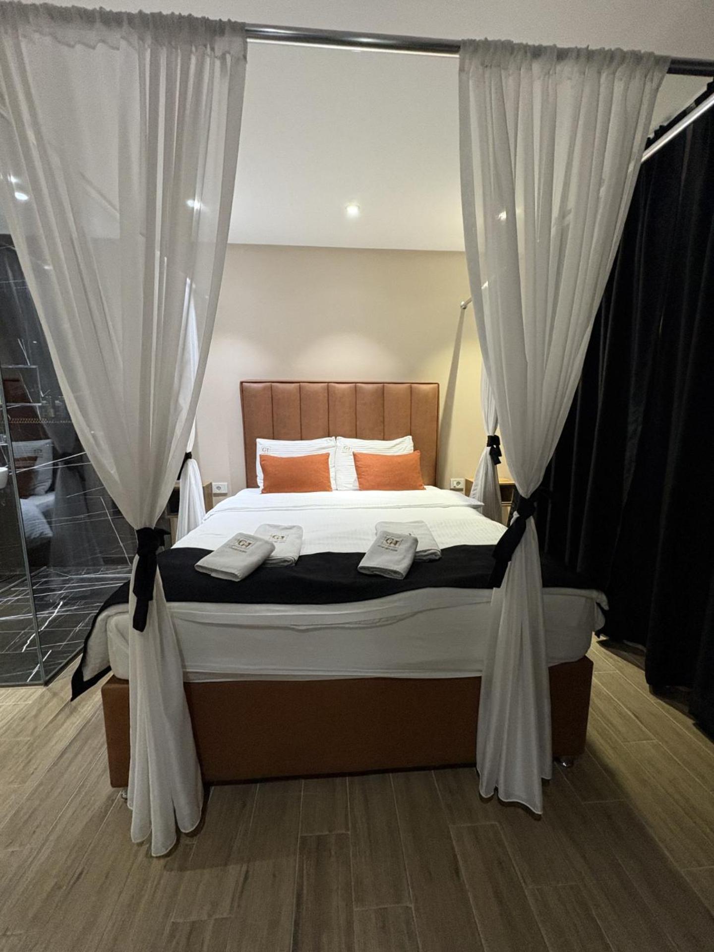 Comfort Hotel Struga Esterno foto
