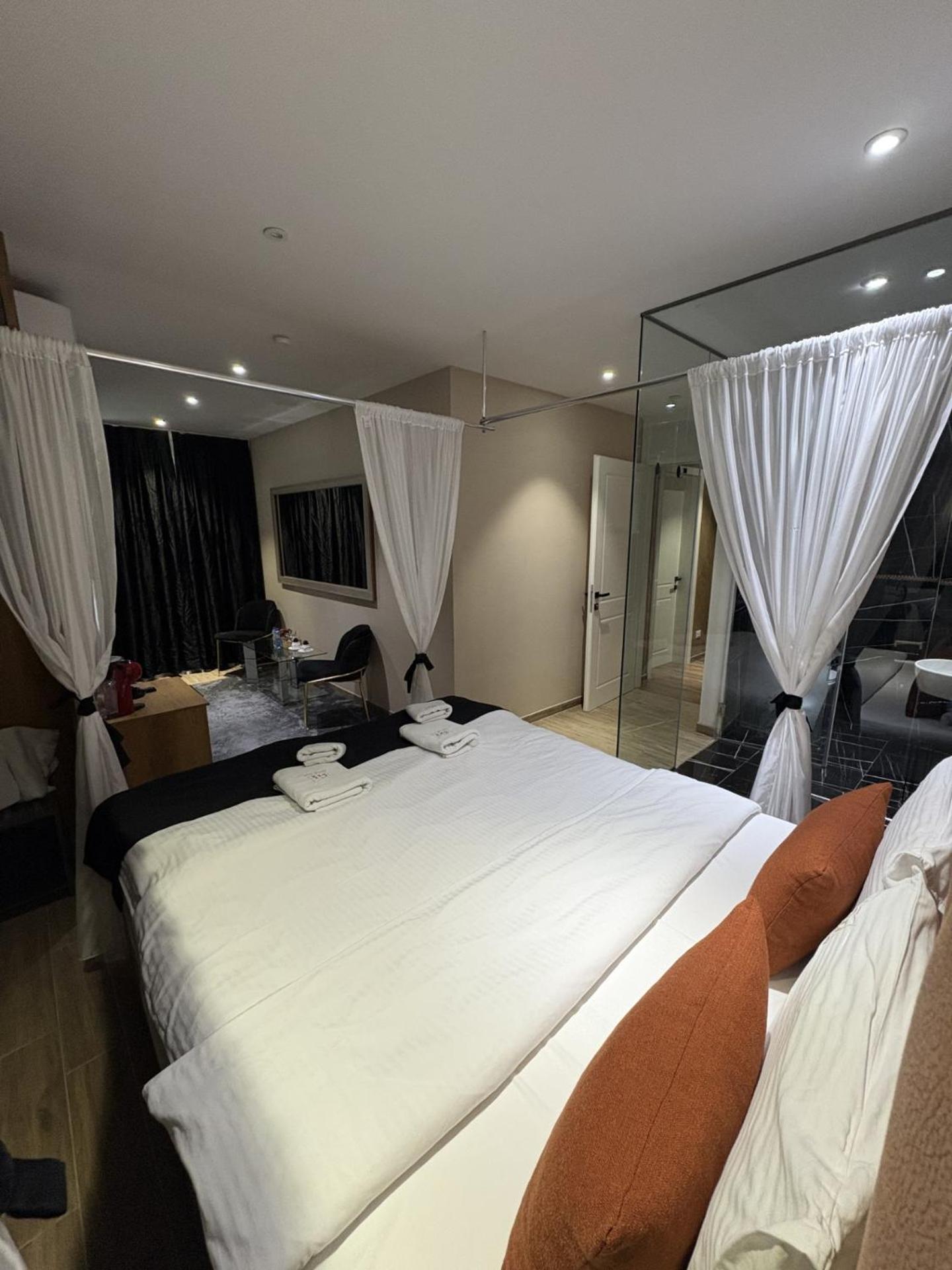 Comfort Hotel Struga Esterno foto