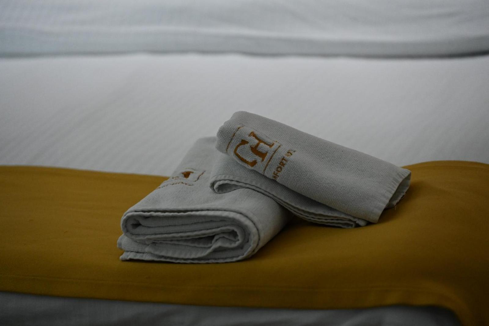 Comfort Hotel Struga Esterno foto