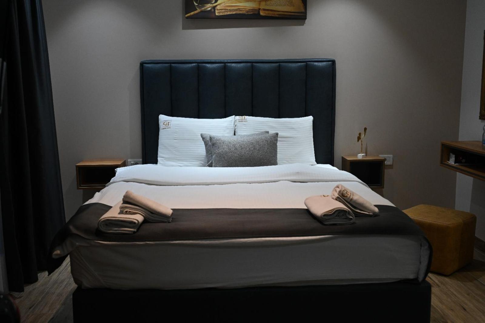Comfort Hotel Struga Esterno foto